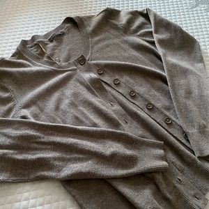 FREE W/ PURCHASE ✨ SUZY SHEIR Cardigan